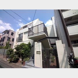 六甲駅より徒歩3分 築30年7ヶ月の賃貸物件