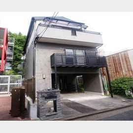 大倉山駅より徒歩7分 築21年10ヶ月の賃貸物件