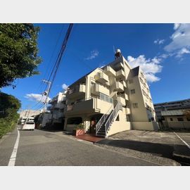 摂津本山駅より徒歩10分 築41年2ヶ月の賃貸物件