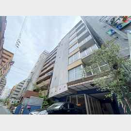 三ノ宮駅より徒歩8分 4階 築22年の賃貸物件