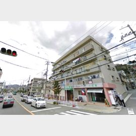 県庁前駅より徒歩13分 築58年の賃貸物件