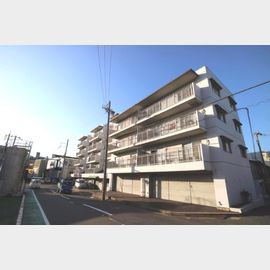 新在家駅より徒歩9分 築48年の賃貸物件