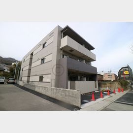 摂津本山駅より徒歩10分 築7年の賃貸物件