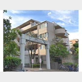 芦屋駅より徒歩15分 築36年の賃貸物件