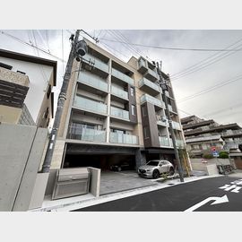 甲子園口駅より徒歩9分 5階 築2年の賃貸物件