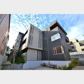 六甲駅より徒歩5分 3階 築12年10ヶ月の賃貸物件