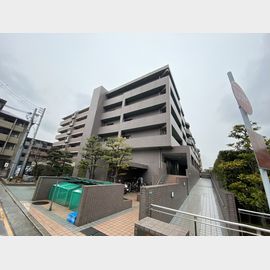 グレース門戸荘 3階 築28年11ヶ月の賃貸物件