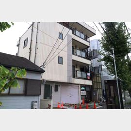 灘駅より徒歩4分 築31年の賃貸物件