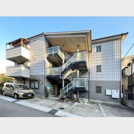 ウィンS・T 2階 築28年8ヶ月の賃貸物件