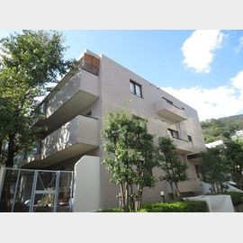 王子公園駅より徒歩8分 築37年の賃貸物件