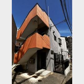 県庁前駅より徒歩9分 築35年の賃貸物件