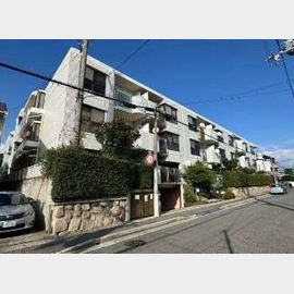 ロイヤル芦屋川 築40年9ヶ月の賃貸物件