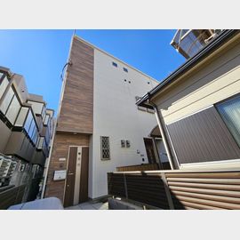 青木駅より徒歩9分 築8年2ヶ月の賃貸物件