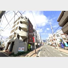 GL本町 築28年8ヶ月の賃貸物件