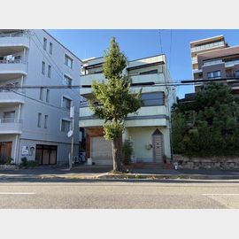 六甲道駅より徒歩4分 築28年8ヶ月 3階建の賃貸物件