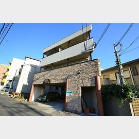 六甲駅より徒歩8分 築28年8ヶ月 3階建の賃貸物件