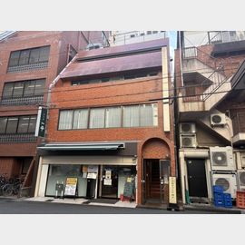 三ノ宮駅より徒歩3分 築40年9ヶ月 4階建の賃貸物件