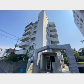 甲陽園駅より徒歩16分 築36年7ヶ月 6階建の賃貸物件