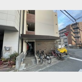 摩耶駅より徒歩10分 築62年1ヶ月 4階建の賃貸物件