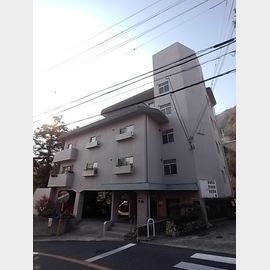 六甲駅より徒歩25分 築52年6ヶ月の賃貸物件
