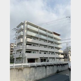 西宮駅より徒歩8分 2階 築13年2ヶ月の賃貸物件
