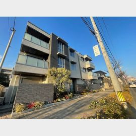 甲南山手駅より徒歩5分 築8年10ヶ月の賃貸物件
