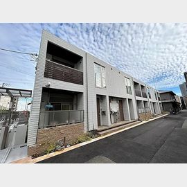 西宮駅より徒歩9分 築3年4ヶ月 2階建の賃貸物件