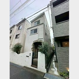 摂津本山駅より徒歩7分 1階 築17年8ヶ月の賃貸物件