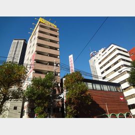 三ノ宮駅より徒歩8分 10階 築28年4ヶ月の賃貸物件