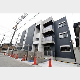 甲子園口駅より徒歩9分 築2年11ヶ月の賃貸物件