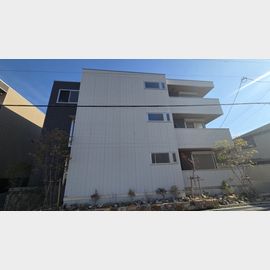 甲子園駅より徒歩10分 新築 3階建の賃貸物件