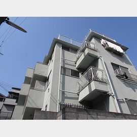 大倉山駅より徒歩9分 築48年2ヶ月の賃貸物件