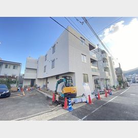 六甲駅より徒歩10分 築2年9ヶ月の賃貸物件