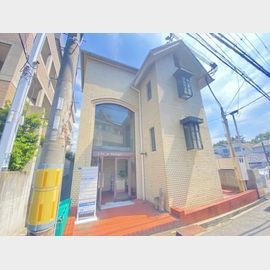 芦屋川駅より徒歩5分 築42年4ヶ月 3階建の賃貸物件