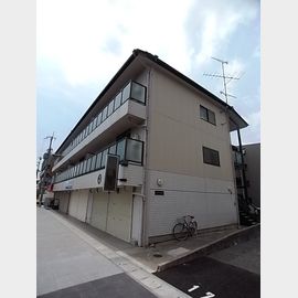 阪神本線西宮駅より徒歩16分 築35年3ヶ月 3階建の賃貸物件