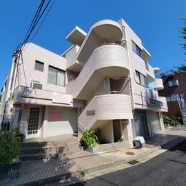 打出駅より徒歩9分 築36年8ヶ月 3階建の賃貸物件