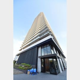 神戸駅より徒歩9分 築10年8ヶ月 36階建の賃貸物件