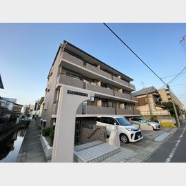 甲子園口駅より徒歩9分 築29年7ヶ月 3階建の賃貸物件
