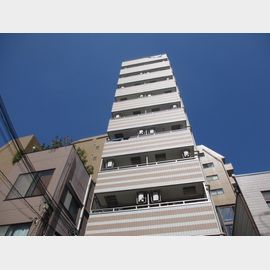 みなと元町駅より徒歩2分 築18年10ヶ月の賃貸物件