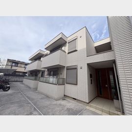 御崎公園駅より徒歩9分 築15年5ヶ月 2階建の賃貸物件