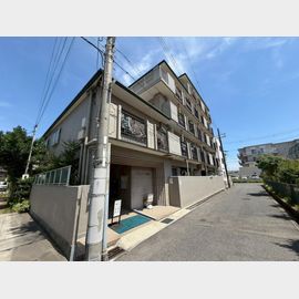 青木駅より徒歩5分 築42年4ヶ月 5階建の賃貸物件