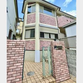 甲南山手駅より徒歩9分 築20年 2階建の賃貸物件