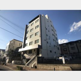新山本マンション 築40年2ヶ月の賃貸物件