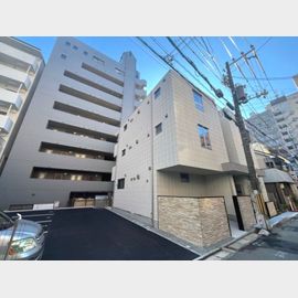 六甲道駅より徒歩4分 築1年7ヶ月 3階建の賃貸物件