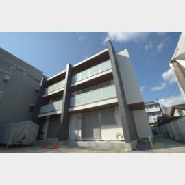 芦屋駅より徒歩7分 築5年9ヶ月 3階建の賃貸物件