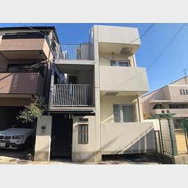 摂津本山駅より徒歩11分 築30年の賃貸物件