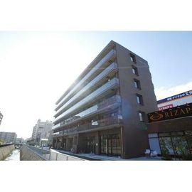西宮北口駅より徒歩9分 築9年10ヶ月 6階建の賃貸物件