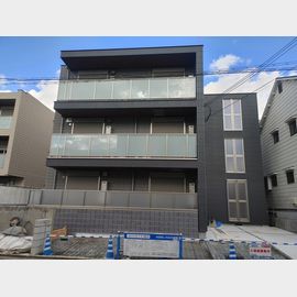 東鳴尾駅より徒歩1分 築3年7ヶ月 3階建の賃貸物件