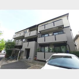 打出駅より徒歩8分 築29年9ヶ月 3階建の賃貸物件