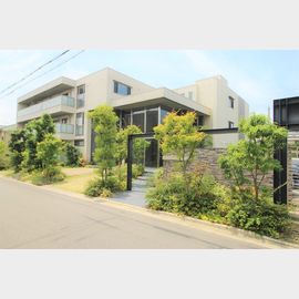 芦屋駅より徒歩12分 築6年2ヶ月 3階建の賃貸物件